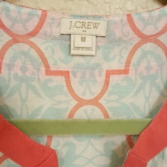 J.Crew Factory printed V-neck tunic Size Medium - Picture 3 of 7
